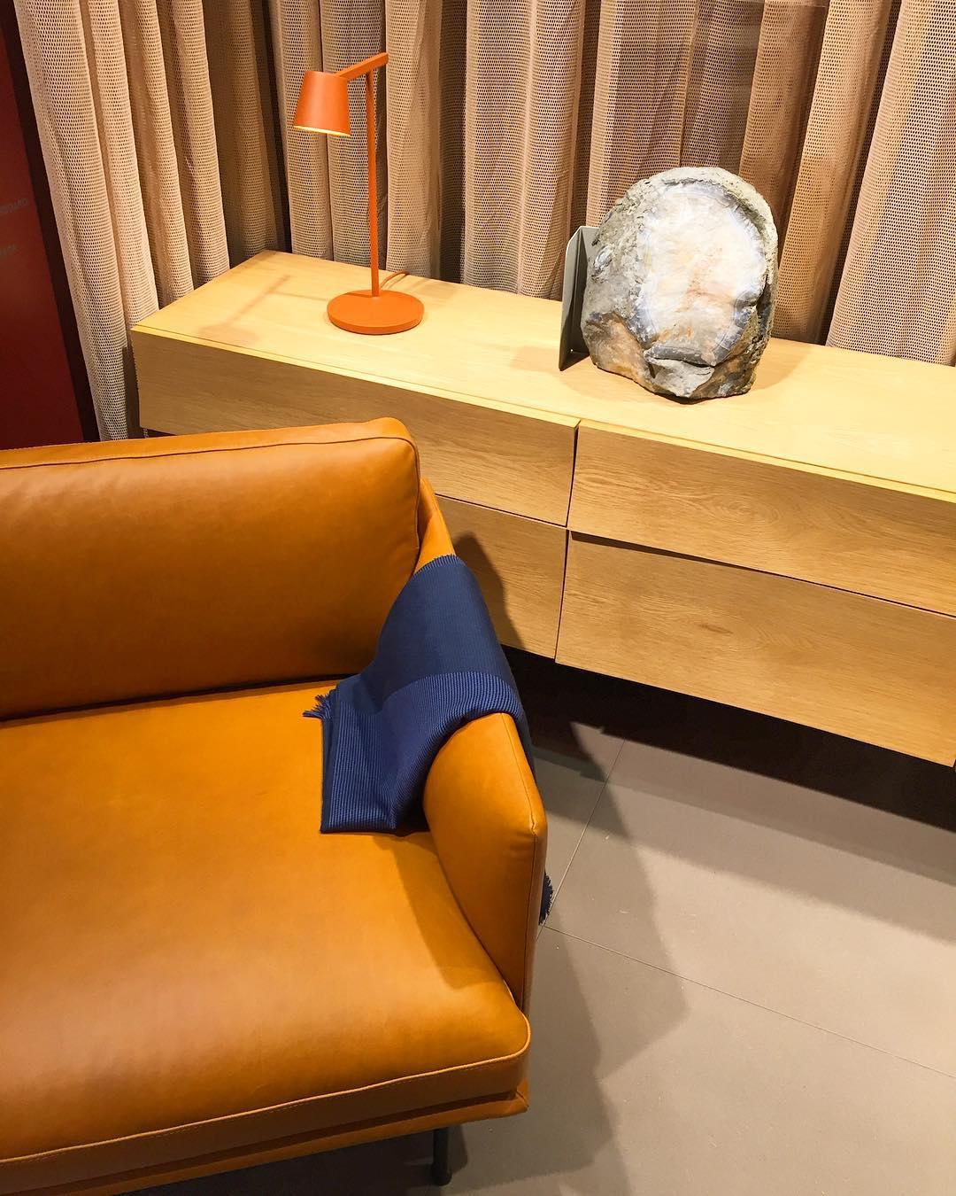 Metavaya Table lamp Tip Table Lamp