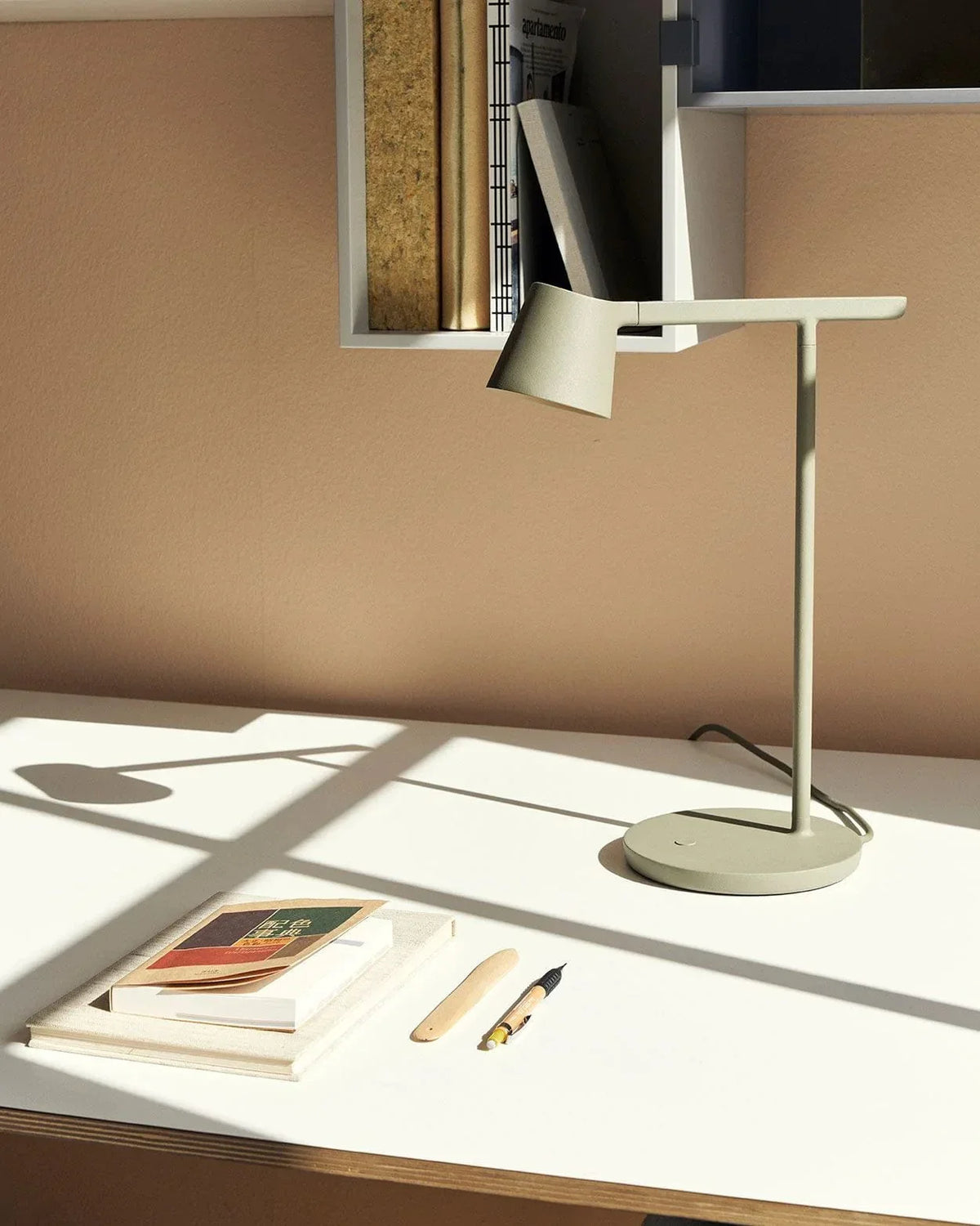 Metavaya Table lamp Tip Table Lamp