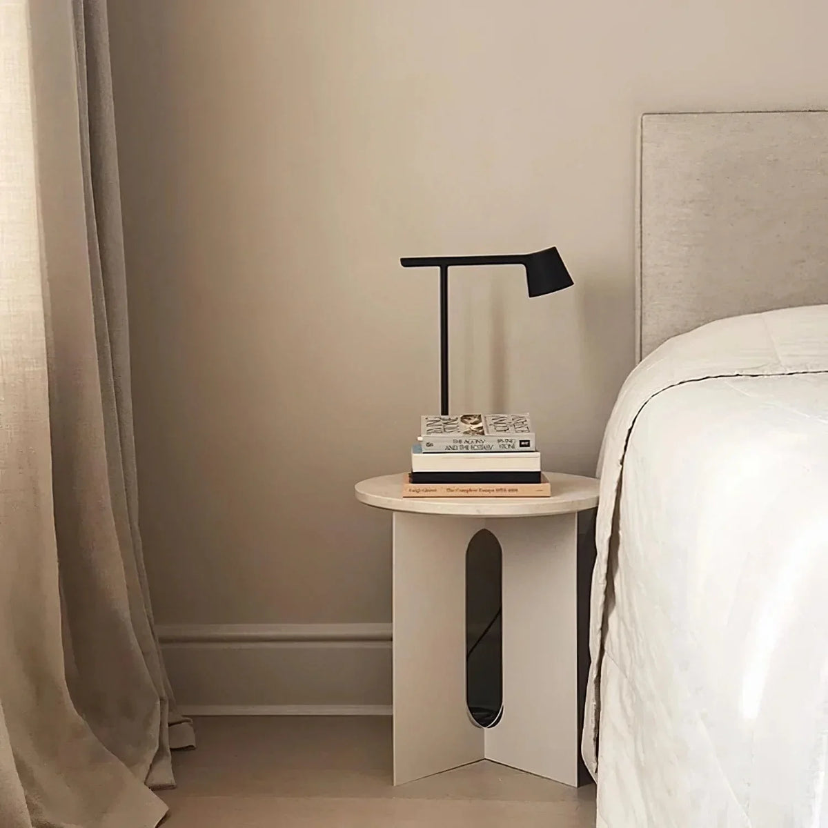 Metavaya Table lamp Tip Table Lamp