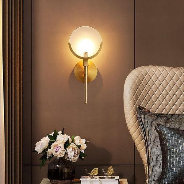 Metavaya Wall Lamp Ava Brass Wall Lamp