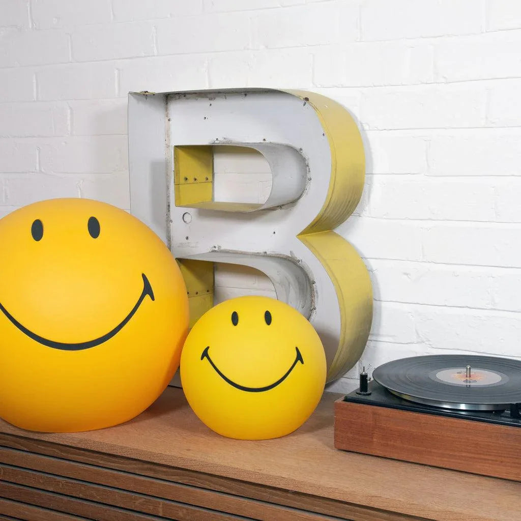 Smiley Table Lamp – Metavaya