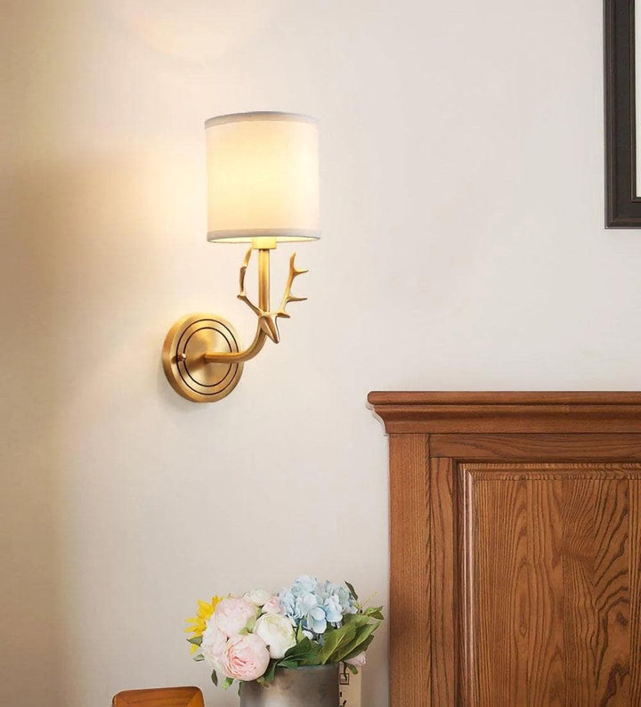 Metavaya Wall lamp Brass Antler Sconce