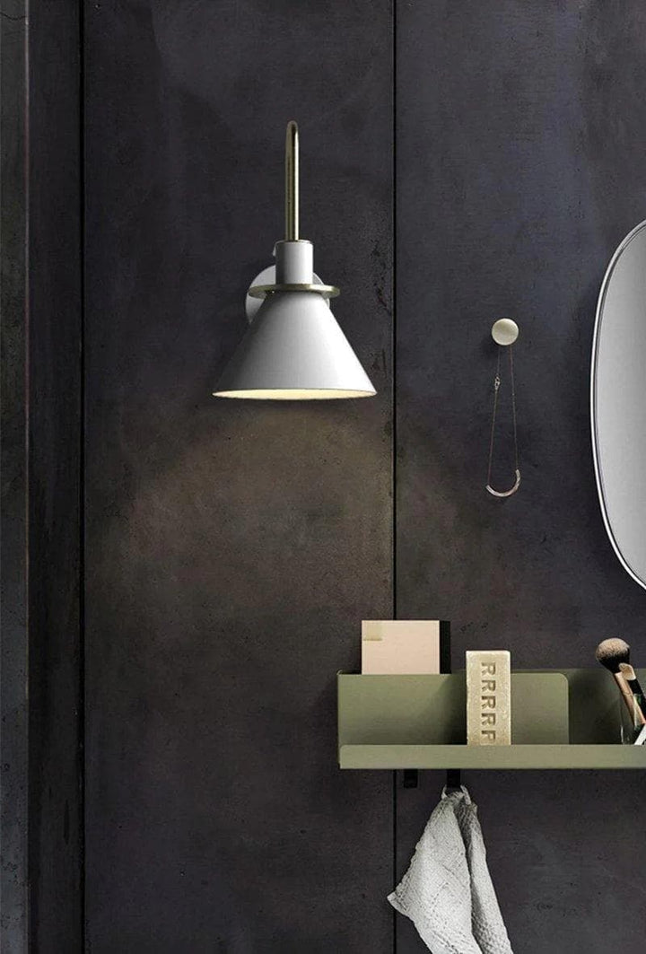 Metavaya Wall lamp Nordic Metal Sconce