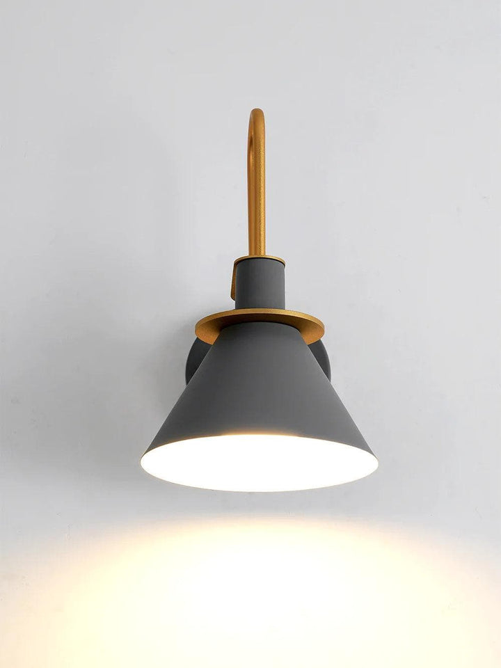 Metavaya Wall lamp Nordic Metal Sconce