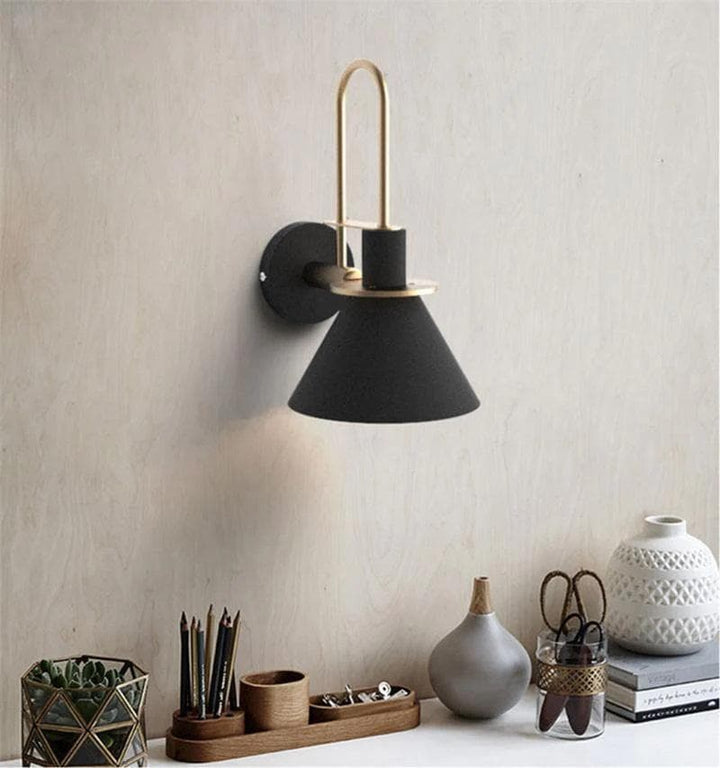 Metavaya Wall lamp Nordic Metal Sconce