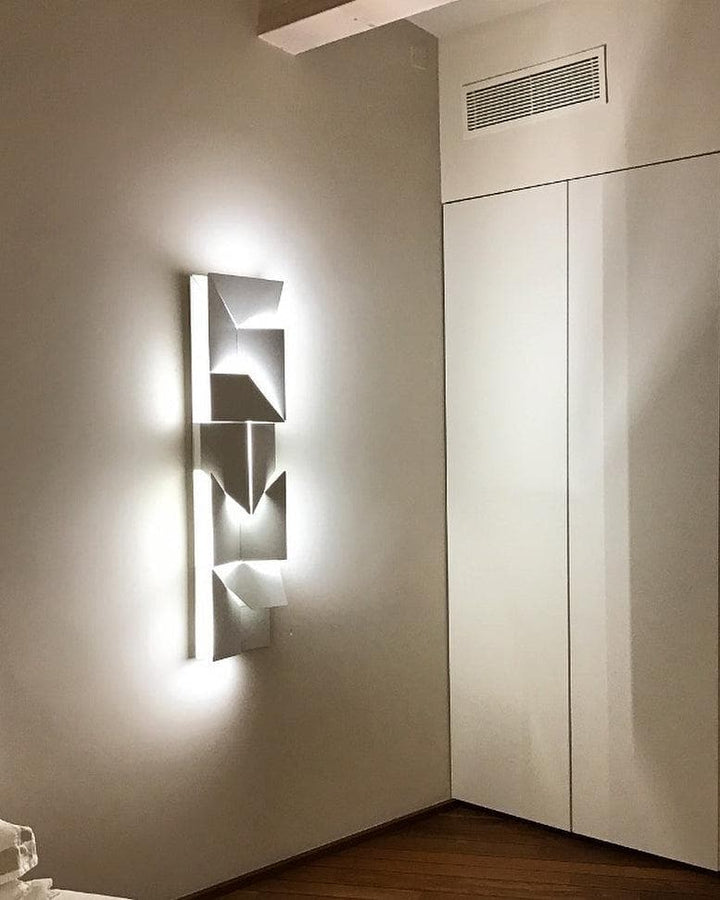 Metavaya Wall lamp Shadows Grand Sconce